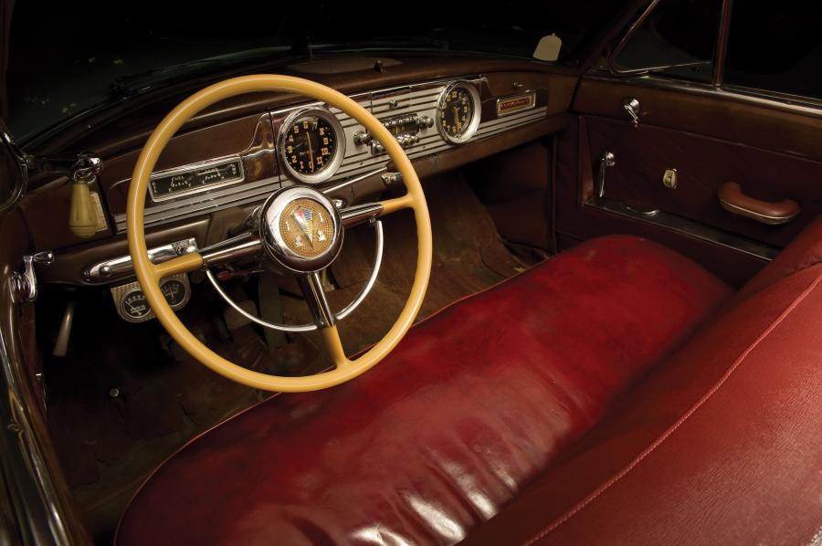 Торпедо Hudson Custom Commodore Convertible Brougham (502/504) 1950 года  (фото 4 из 7)